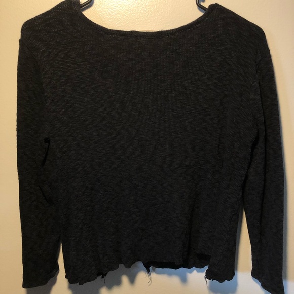 Distressed dark gray top - Picture 3 of 3